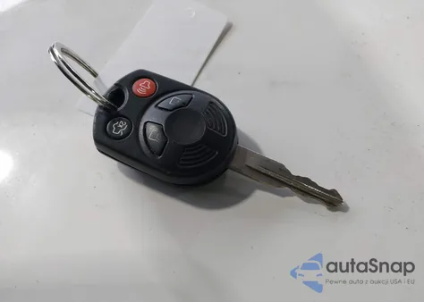 2011 Ford Fusion Se z USA, uszkodzony, nr VIN 3FAHP0HG3BR213033